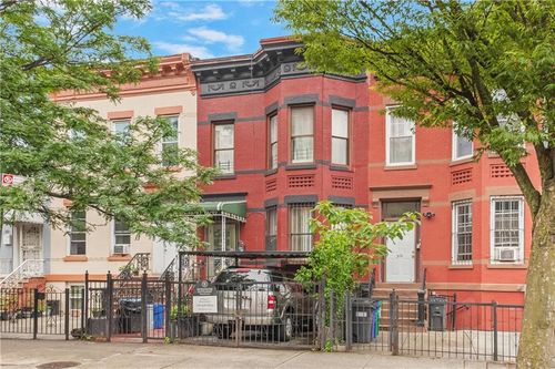317 Pennsylvania Ave, Brooklyn, NY, 11207-4101 | Card Image