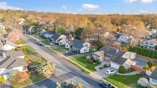185 Colonial Rd, House other with 5 bedrooms, 3 bathrooms and null parking in Emerson NJ | Image 40