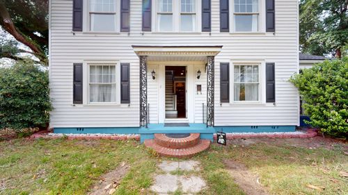 408 Thompson St, Walterboro, SC, 29488-3847 | Card Image