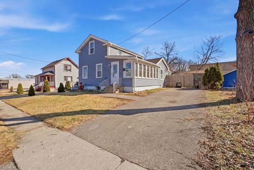 110 Seminary Ave, Woodstock, IL, 60098-3426 | Card Image