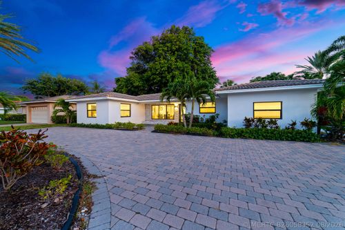 324 Bamboo Rd, Palm Beach Shores, FL, 33404-5735 | Card Image