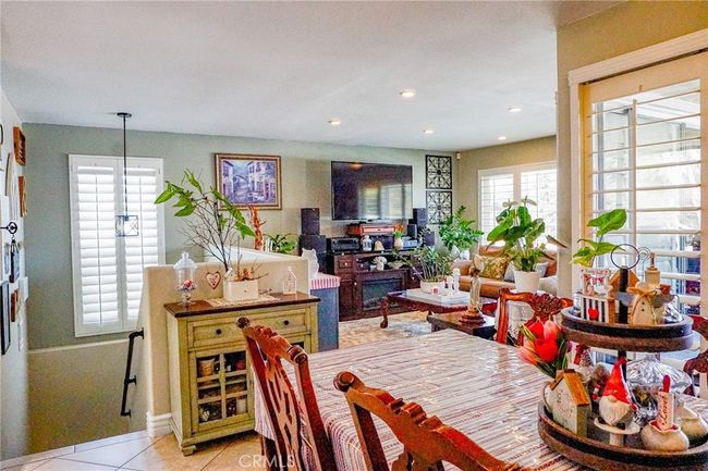 35 - 23215 Caminito Andreta, Condo with 2 bedrooms, 2 bathrooms and 2 parking in Laguna Hills CA | Image 11