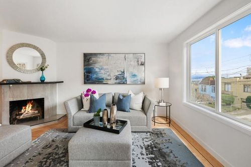 80 Vienna Street, San Francisco, CA, 94112 | Card Image