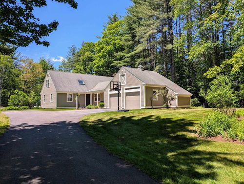 116 Hutchins Hill Rd, Hopkinton, NH, 03229-2619 | Card Image
