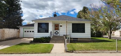 104 2nd Avenue Sw, House other with 5 bedrooms, 1 bathrooms and null parking in Cut Bank MT | Image 1