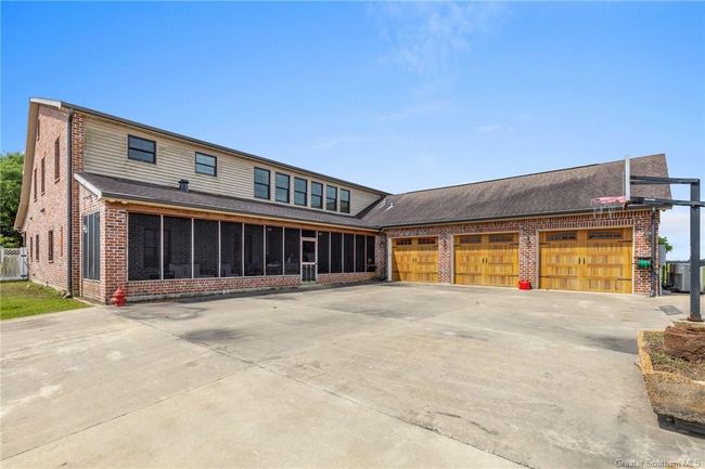 8886 Martin Roy Rd, House other with 4 bedrooms, 5 bathrooms and null parking in Jennings LA | Image 25
