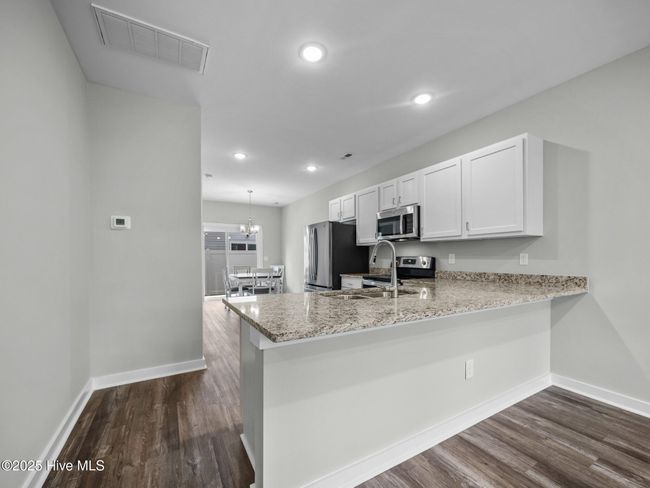 266 Sandy Cove Ln, Townhouse with 3 bedrooms, 4 bathrooms and null parking in Sneads Ferry NC | Image 24