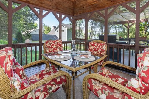 114 Shore Dr N, Bristol, NH, 03222-5119 | Card Image