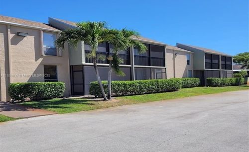 apt-315h-7175 Orange Dr, Davie, FL, 33314-3120 | Card Image