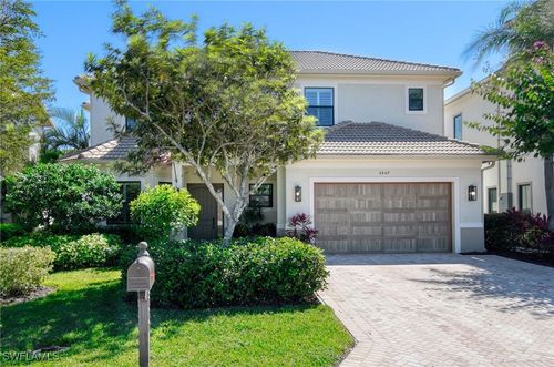 2867 Coco Lakes Dr, NAPLES, FL, 34105-4513 | Card Image
