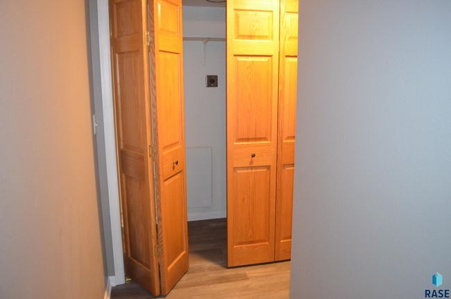 912 S Cloudas Ave, House other with 5 bedrooms, 2 bathrooms and null parking in Sioux Falls SD | Image 20