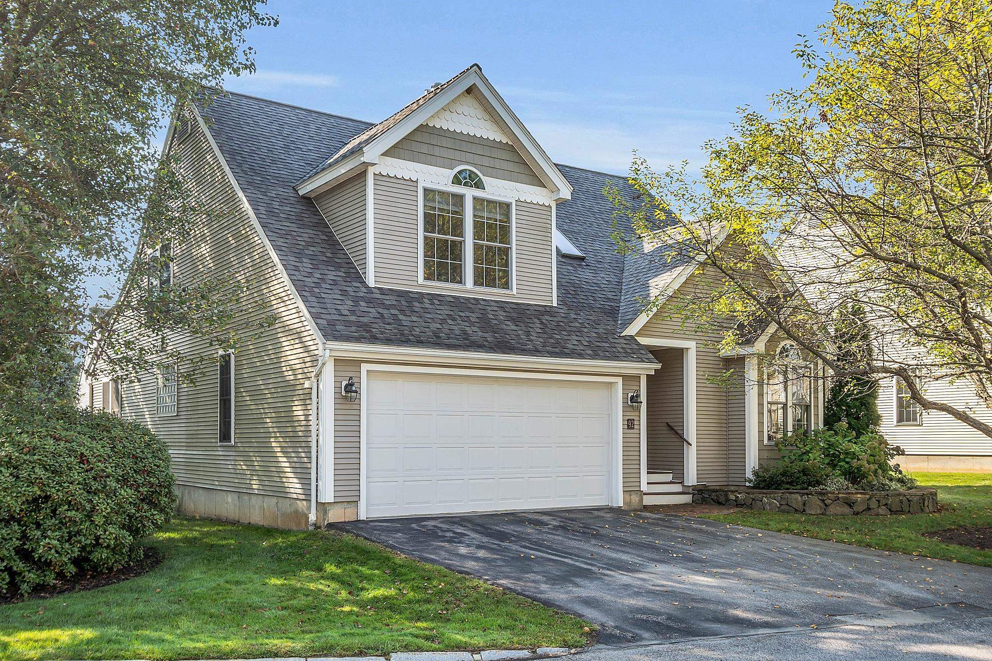 Hampton Mdws, Hampton, NH 03842