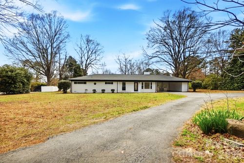 125a Forest Hills Dr, Monroe, NC, 28112-2411 | Card Image