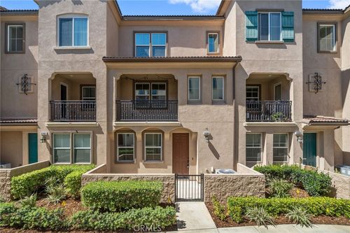 6391 Orion Ct, Eastvale, CA, 91752-7617 | Card Image