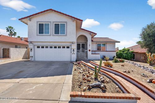 2119 E Crocus Dr, Phoenix, AZ, 85022-4612 | Card Image