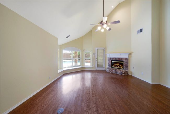 8201 Fountain Ridge Dr, House other with 4 bedrooms, 2 bathrooms and null parking in Plano TX | Image 16