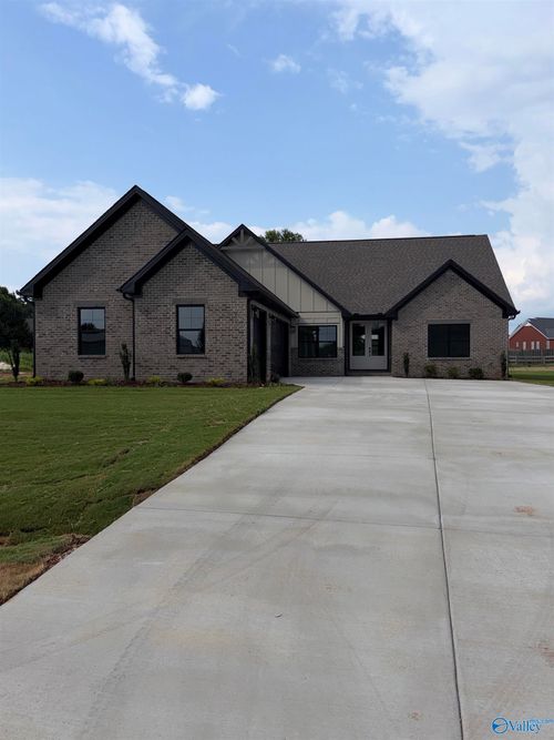 23807 Justin Brent Cir, Elkmont, AL, 35620-6312 | Card Image