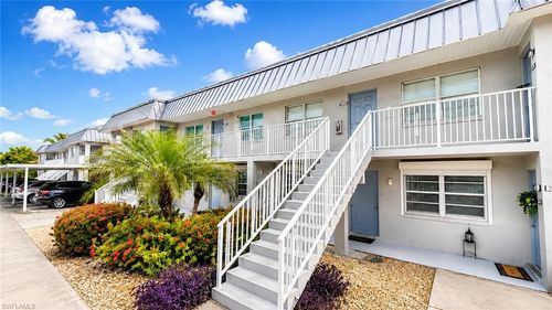 177-6777 Winkler Rd, FORT MYERS, FL, 33919-7271 | Card Image