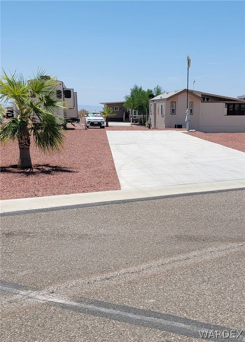 2342 Cortez Ln, Bullhead City, AZ, 86442-4343 | Card Image