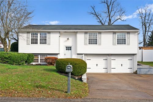 1877 George Cir, North Huntingdon, PA, 15642-4407 | Card Image