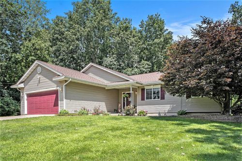3643 Carrington Dr, Jackson, MI, 49202-1041 | Card Image