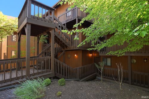 4020 E Eagle Bay Dr, Bloomington, IN, 47401-9708 | Card Image