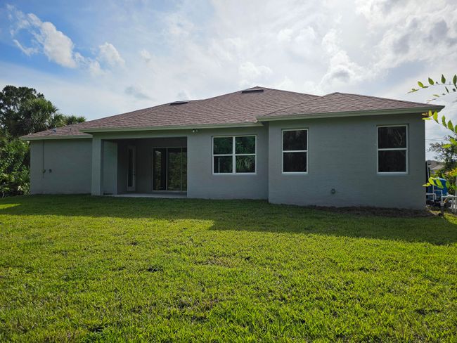 3291 Se Fir Avenue Se, House other with 4 bedrooms, 2 bathrooms and null parking in Palm Bay FL | Image 6