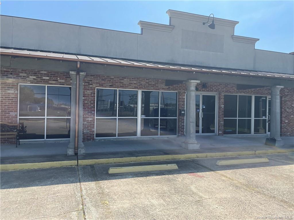 4011 Common St, Lake Charles, LA 70607