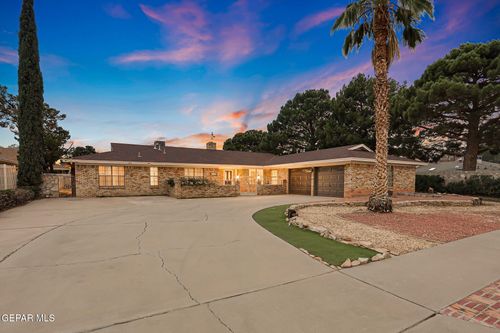 11204 Bob Mitchell Dr, El Paso, TX, 79936-4623 | Card Image