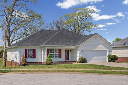 107 Lurlington Ct, Hopkinsville, KY, 42240-8755 | Card Image