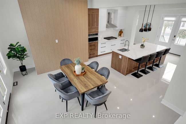 6638 Calaguiro Dr, House other with 7 bedrooms, 5 bathrooms and 8 parking in Niagara Falls ON | Image 6