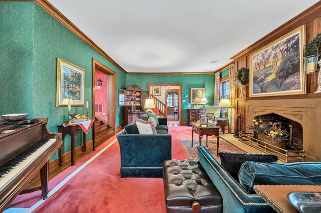 Living Room | Image 11
