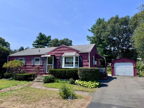 35 Arlington Rd, Windsor Locks, CT, 06096-1208 | Card Image