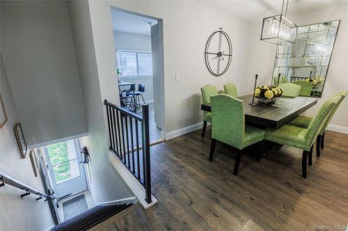 172-172 Pointe Cir N, Coram, NY, 11727-1539 | Card Image