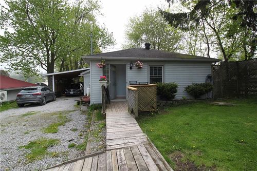 31 Nanticoke Valley Rd, Nanticoke, ON, N0A1L0 | Card Image