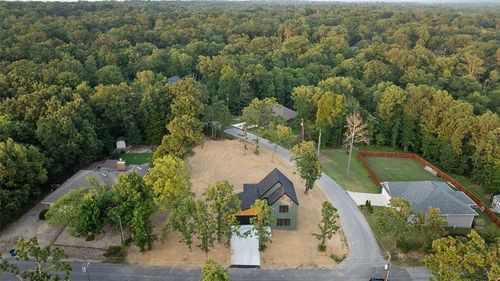 49 Islay Dr, Bella Vista, AR, 72715-3802 | Card Image
