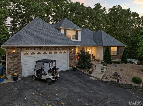 9527 Bent Tree Dr, Hillsboro, MO, 63050-5405 | Card Image