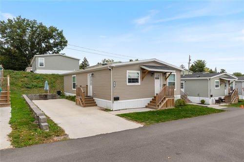 8 Harway Dr, Rochester, NY, 14625-2641 | Card Image