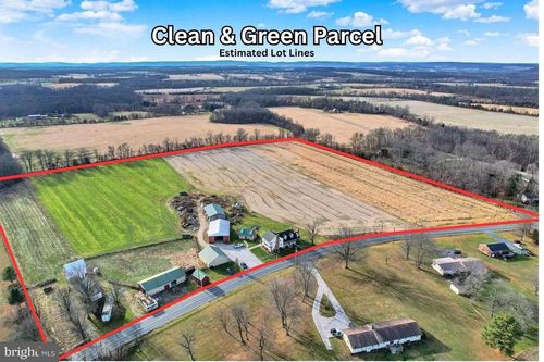 2894 Oxford Rd, New Oxford, PA, 17350-9640 | Card Image