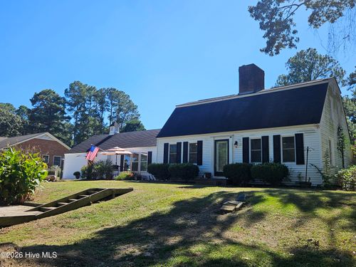 206 Woodland Dr, Clinton, NC, 28328-3922 | Card Image