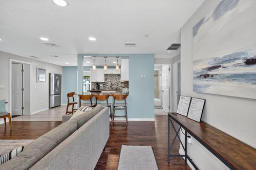 6320 Case Ave, Bradenton, FL, 34207-5015 | Card Image