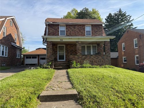 708 E Bowman St, Wooster, OH, 44691-3114 | Card Image