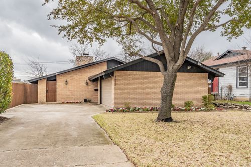 4617 Houghton Ave, Fort Worth, TX, 76107-6133 | Card Image