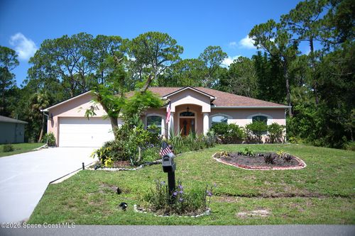182 Shalimar Ave Nw, Palm Bay, FL, 32907-2733 | Card Image