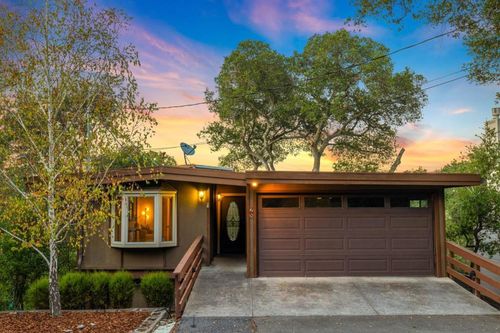 28 Orchard St, Los Gatos, CA, 95030-7127 | Card Image