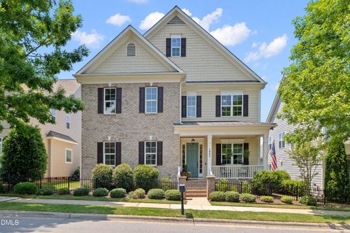1905 Green Oaks Pkwy, Holly Springs, NC, 27540-7980 | Card Image