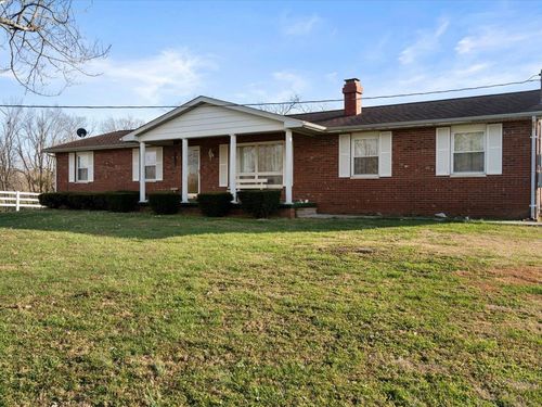 205 W Boundary Rd, Creal Springs, IL, 62922-2019 | Card Image