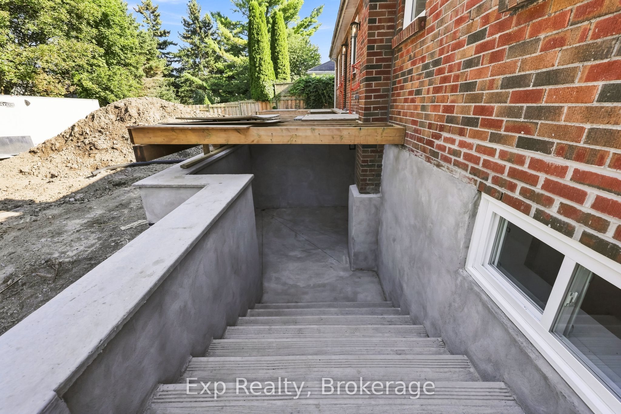 Residential Lease in Cobourg 3