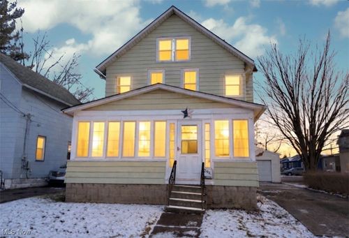 294 16th Street, Elyria, OH, 44035 | Card Image