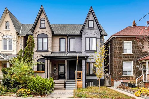 121 Mulock Ave, Toronto, ON, M6N3C5 | Card Image